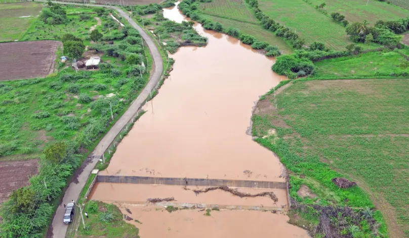 Combating Salinity Ingress in Coastal Gujarat Combating Salinity Ingress in Coastal Gujarat